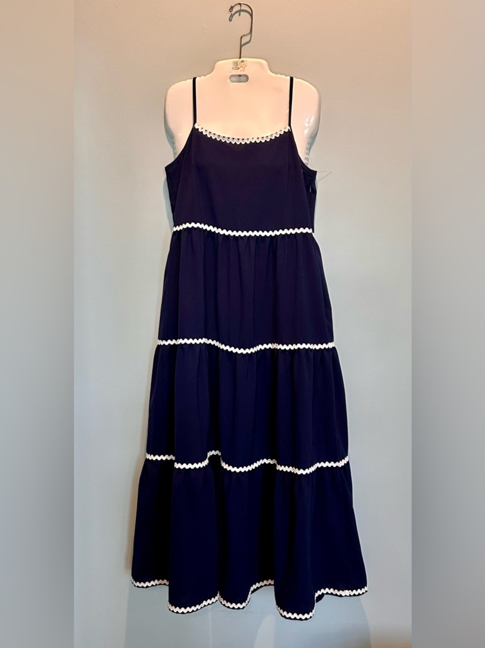 BTFBM Tiered Midi Dress Navy/ White Rick Rack Trim adjustable straps size Small